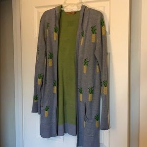 Belldini gray pineapple cardigan